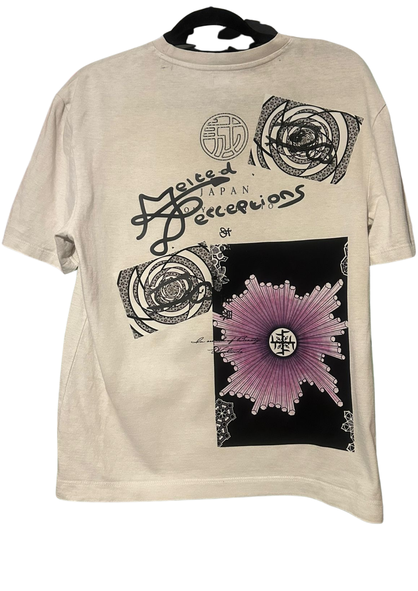 Cream graphic tee
